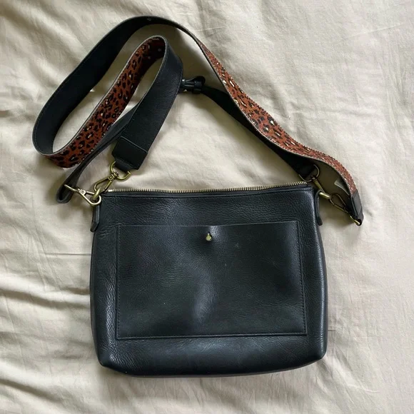 Madewell Transport Crossbody - Picture 1 of 2